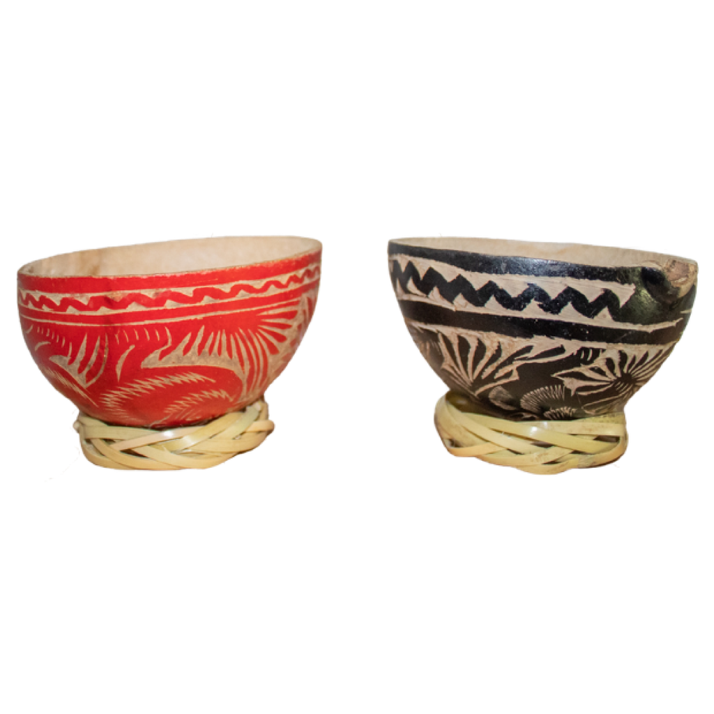 Jícara mezcalera labrada roja (hasta 5 oz aprox) con rodete