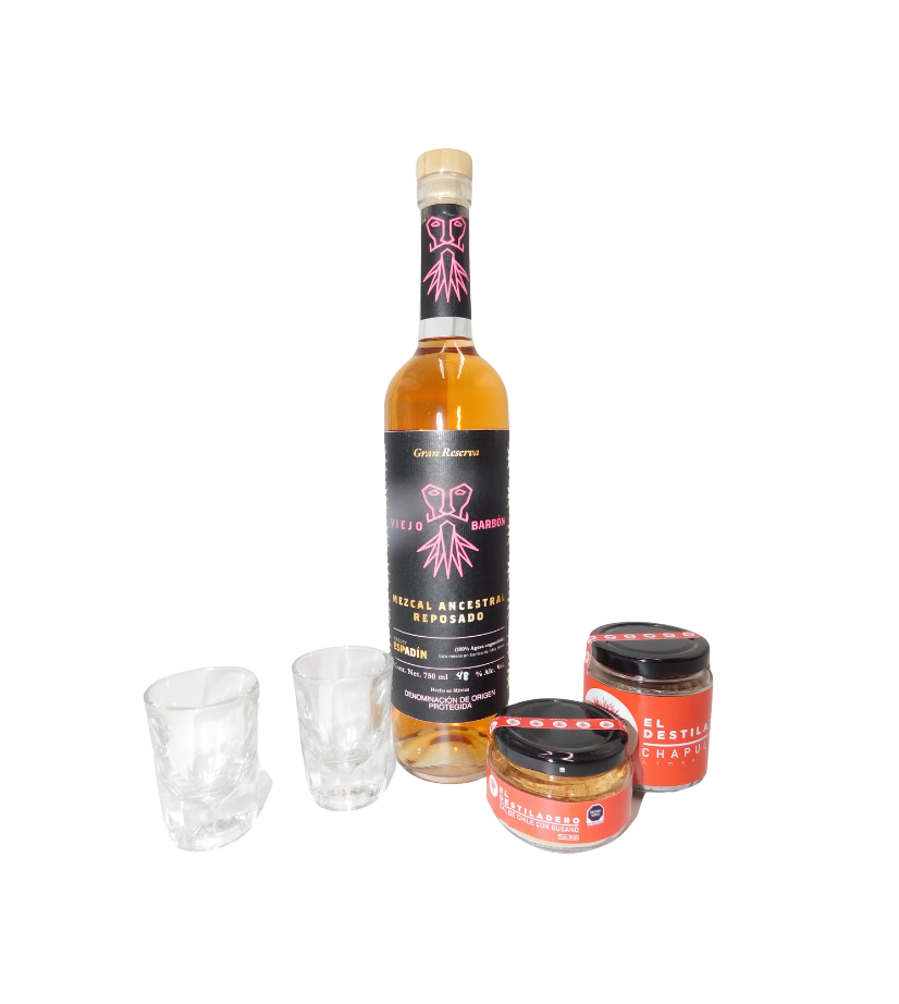 Regalo Premium 3 - Botella + vasos + chapulines + sal + charola
